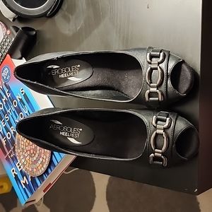 Aerosoles Size 6 Peep Toe Heels